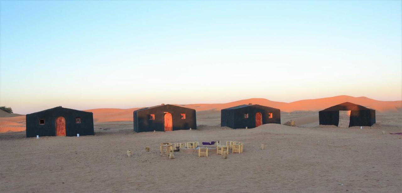 Camp Mbark Authentic Hotell M'Hamid Exteriör bild