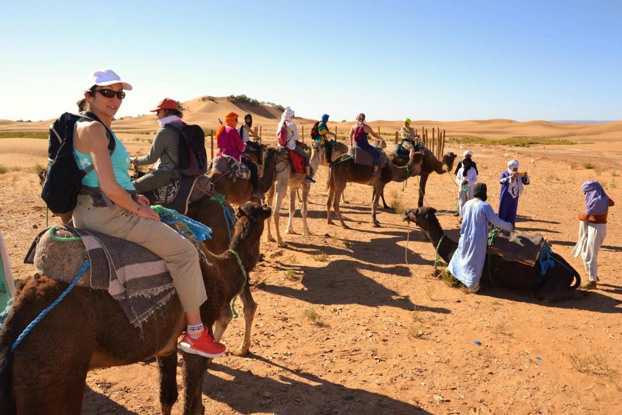 Camp Mbark Authentic Hotell M'Hamid Exteriör bild