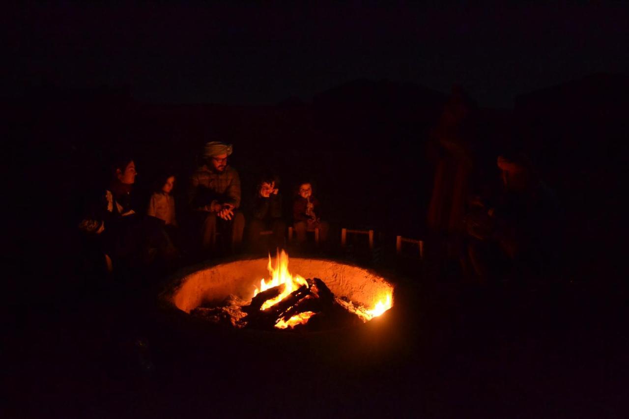 Camp Mbark Authentic Hotell M'Hamid Exteriör bild