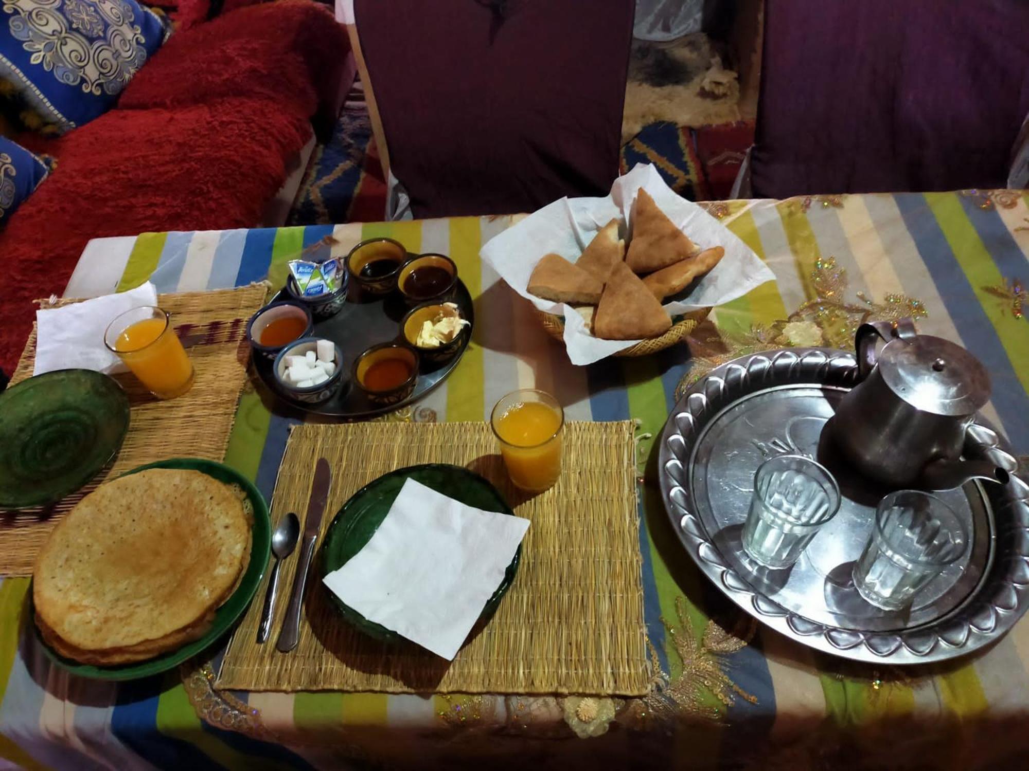 Camp Mbark Authentic Hotell M'Hamid Exteriör bild