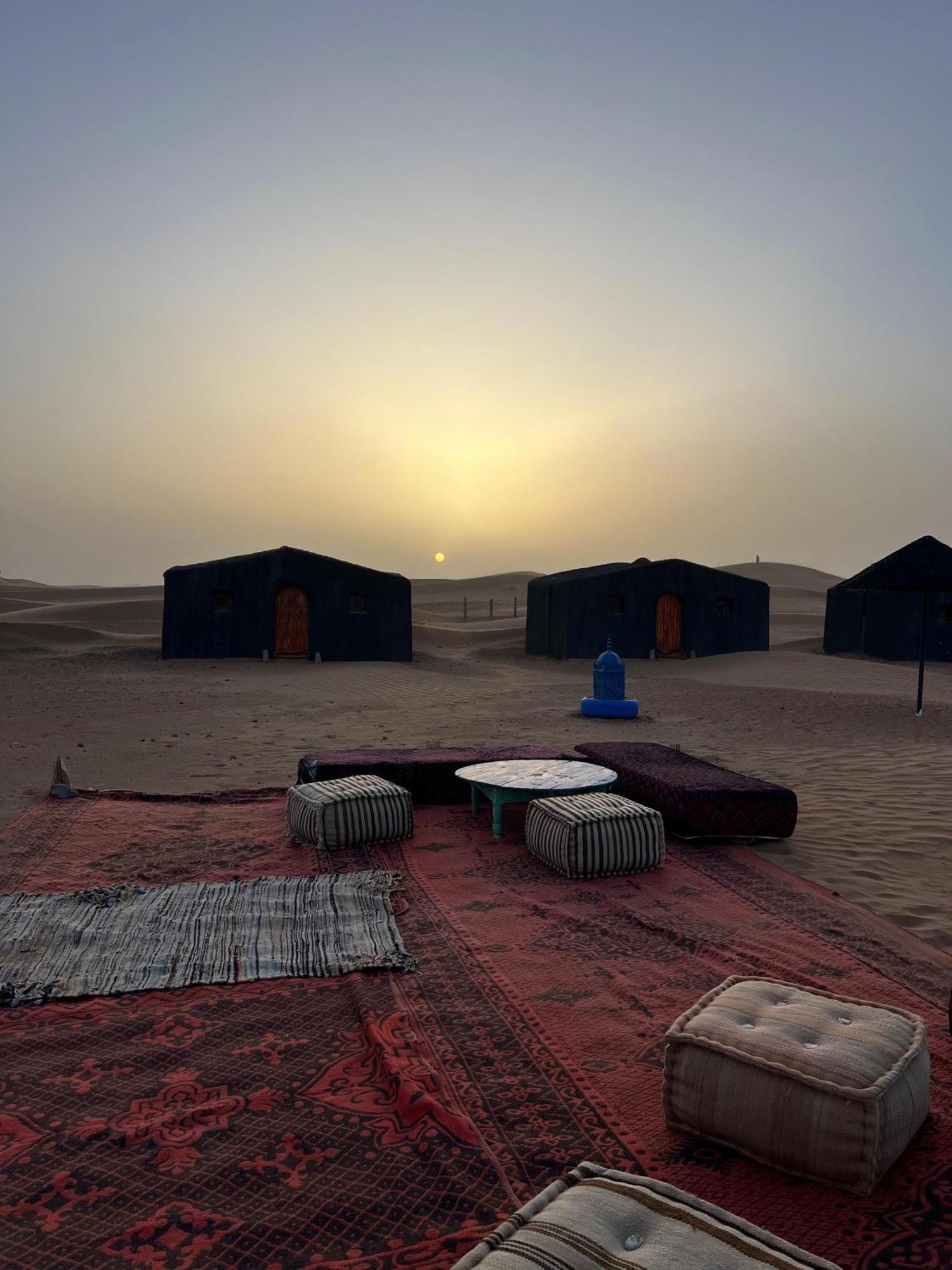 Camp Mbark Authentic Hotell M'Hamid Exteriör bild