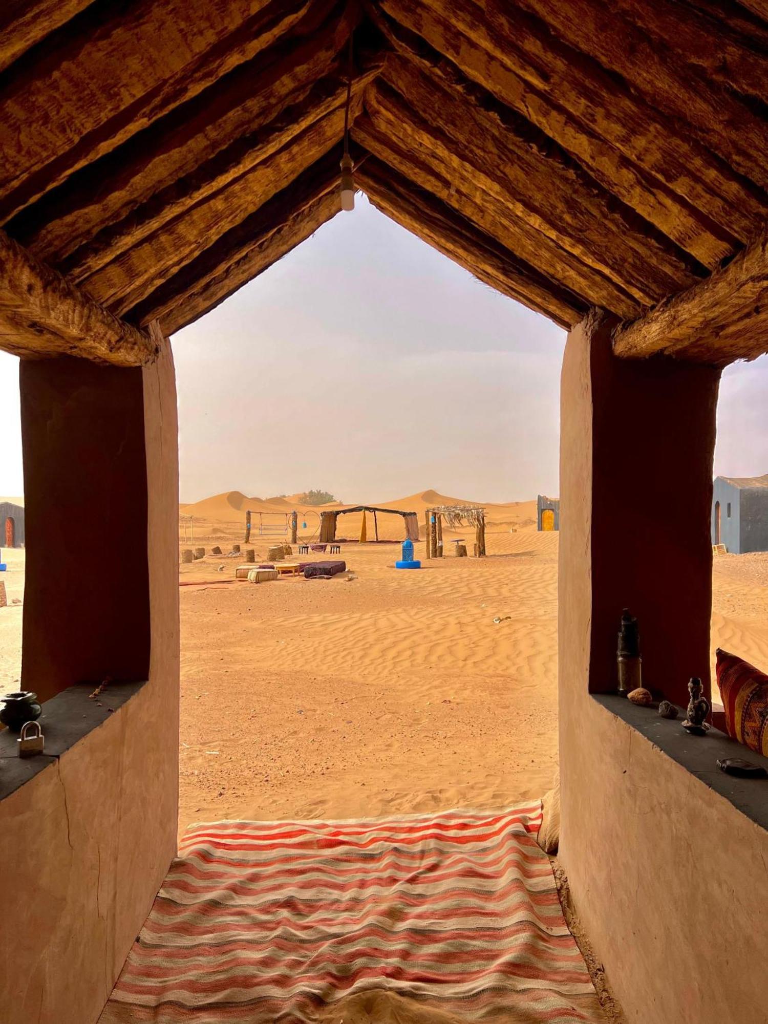 Camp Mbark Authentic Hotell M'Hamid Exteriör bild